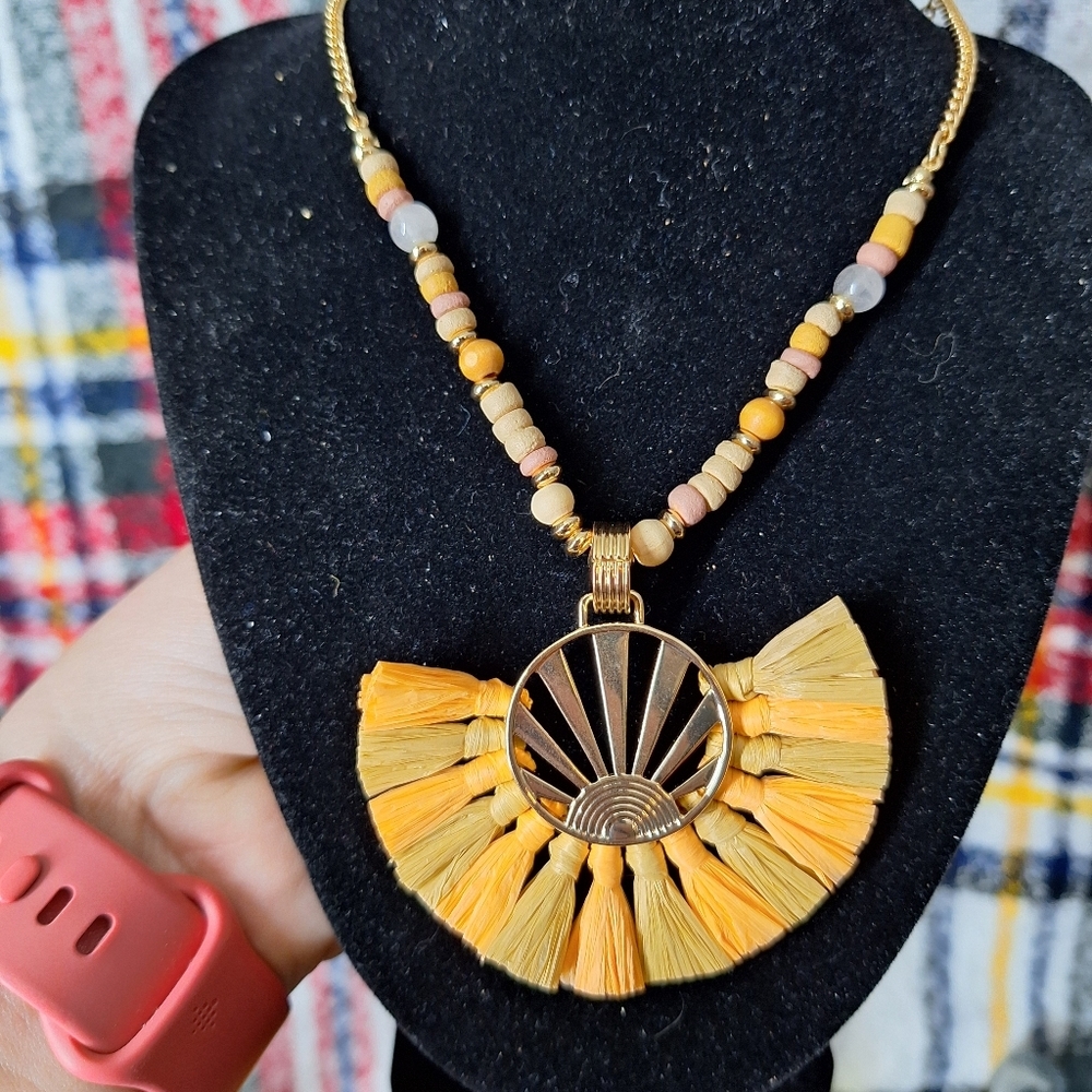 Tha Sak Tassel Pendant Necklace Nwt